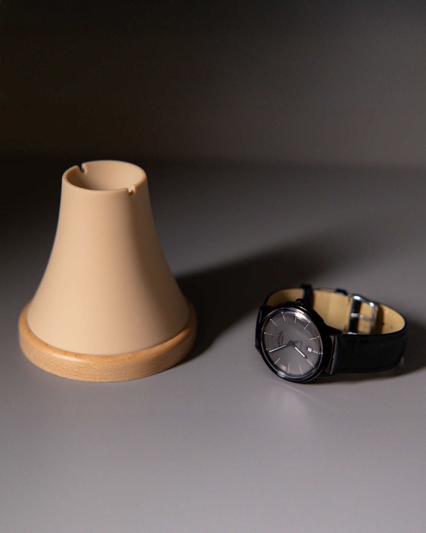 MarkedByTime: Bedside Watch Stand