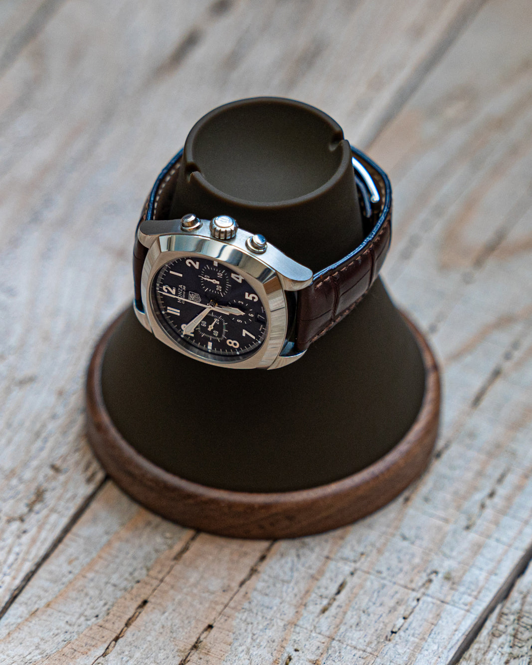 MarkedByTime: Bedside Watch Stand